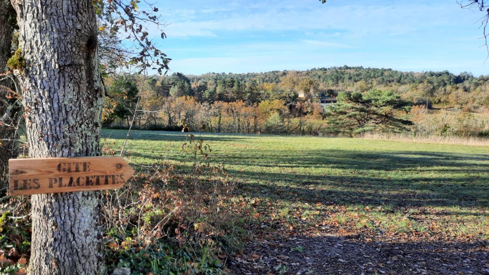 Gite Les Placettes Sainte-Foy-de-Longas Zewnętrze zdjęcie