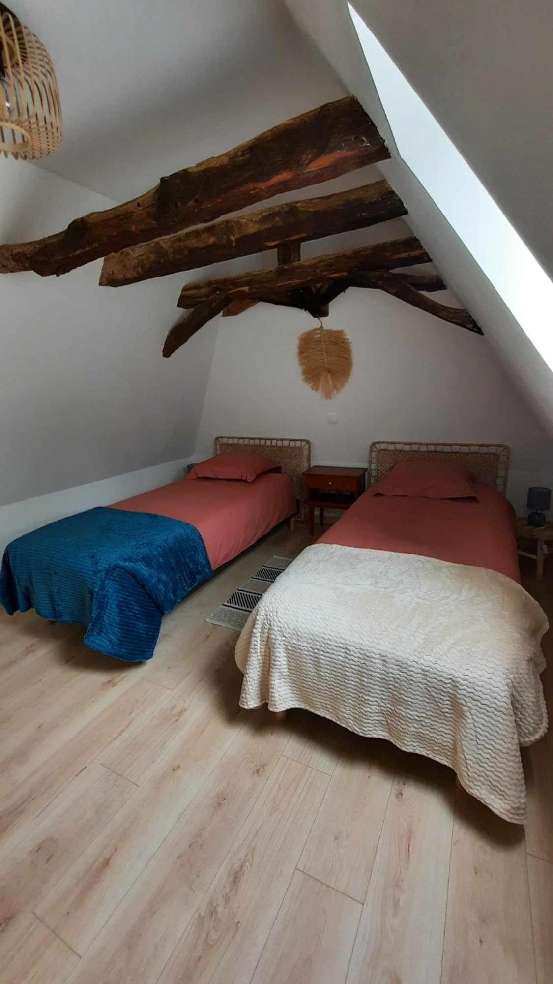 Gite Les Placettes Sainte-Foy-de-Longas Zewnętrze zdjęcie